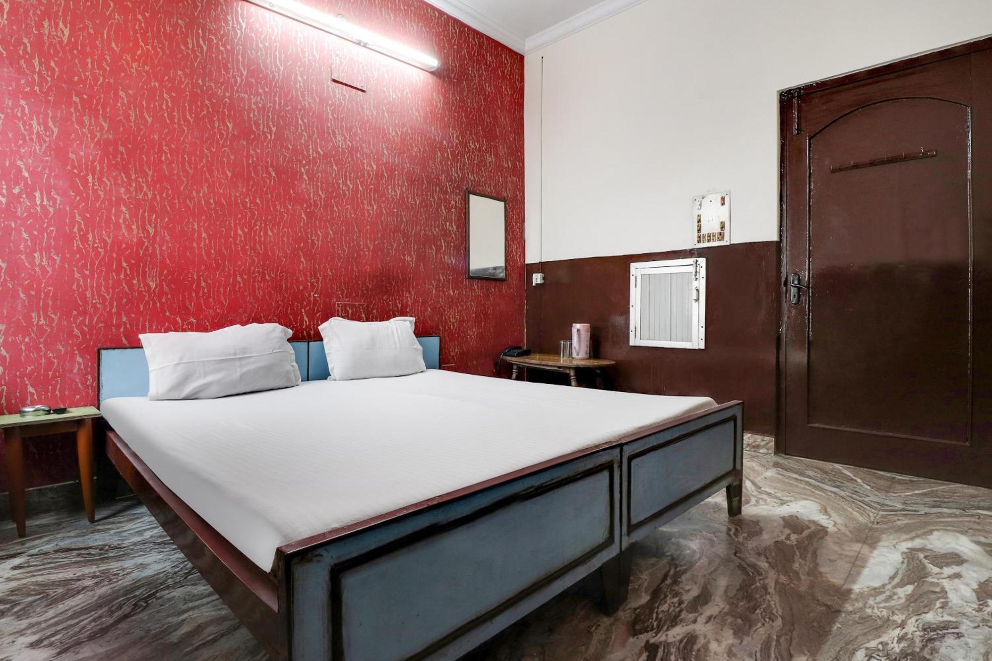 Spot On 40076 Hotel Sunny Bhairaun Ghat Exterior photo