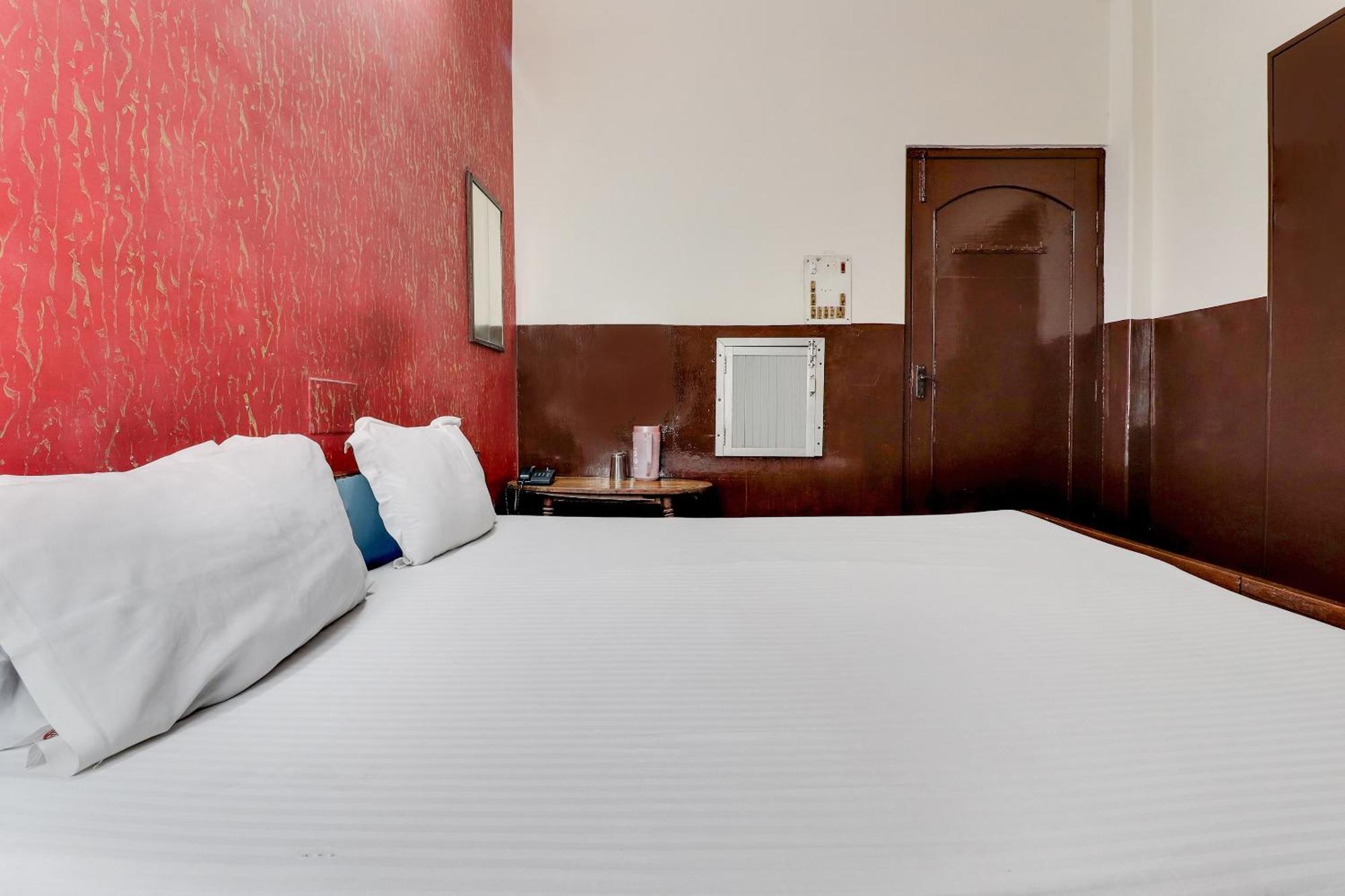 Spot On 40076 Hotel Sunny Bhairaun Ghat Exterior photo
