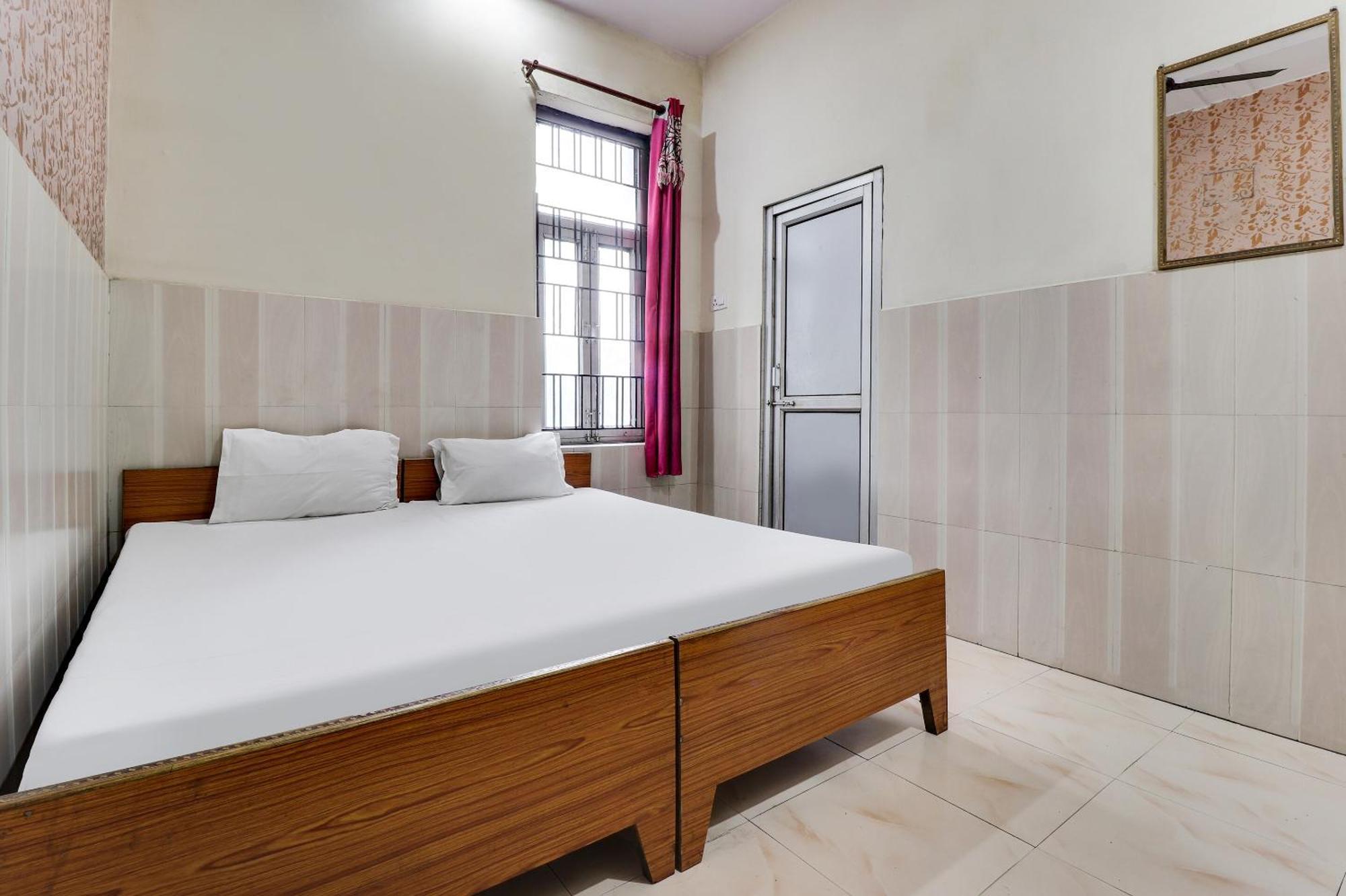 Spot On 40076 Hotel Sunny Bhairaun Ghat Exterior photo